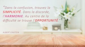 Dans la confusion, trouvez la simplicité. Dans la discorde, l'harmonie. Au centre de la difficulté se trouve l'opportunité.