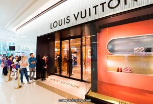 Une boutique de luxe française en Bangkok